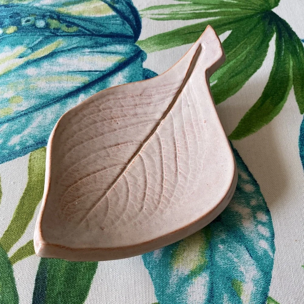 Leaf Imprint Art Dish Studio Pottery Curved Plate with Feet Signed Soap Dish